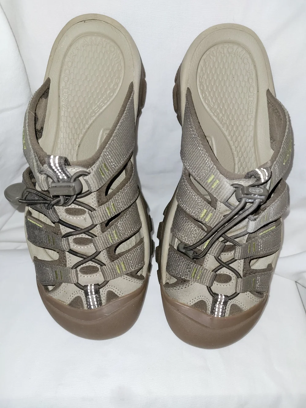 Keen newport slide